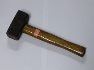 MAZZETTA MURATORE CON MANICO IN LEGNO GR. 1000