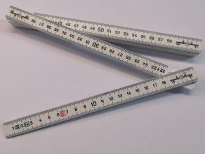 DOPPIO METRO IN PLASTICA BIANCO